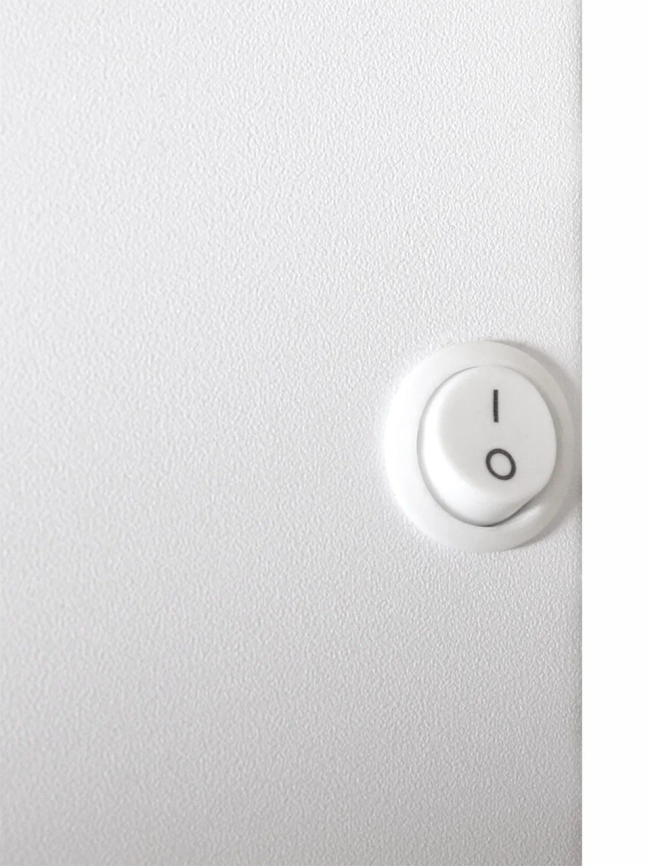 AQUA NERO Зеркало-шкаф Фламенко 50х70, механический выключатель (универсальное) фото 4